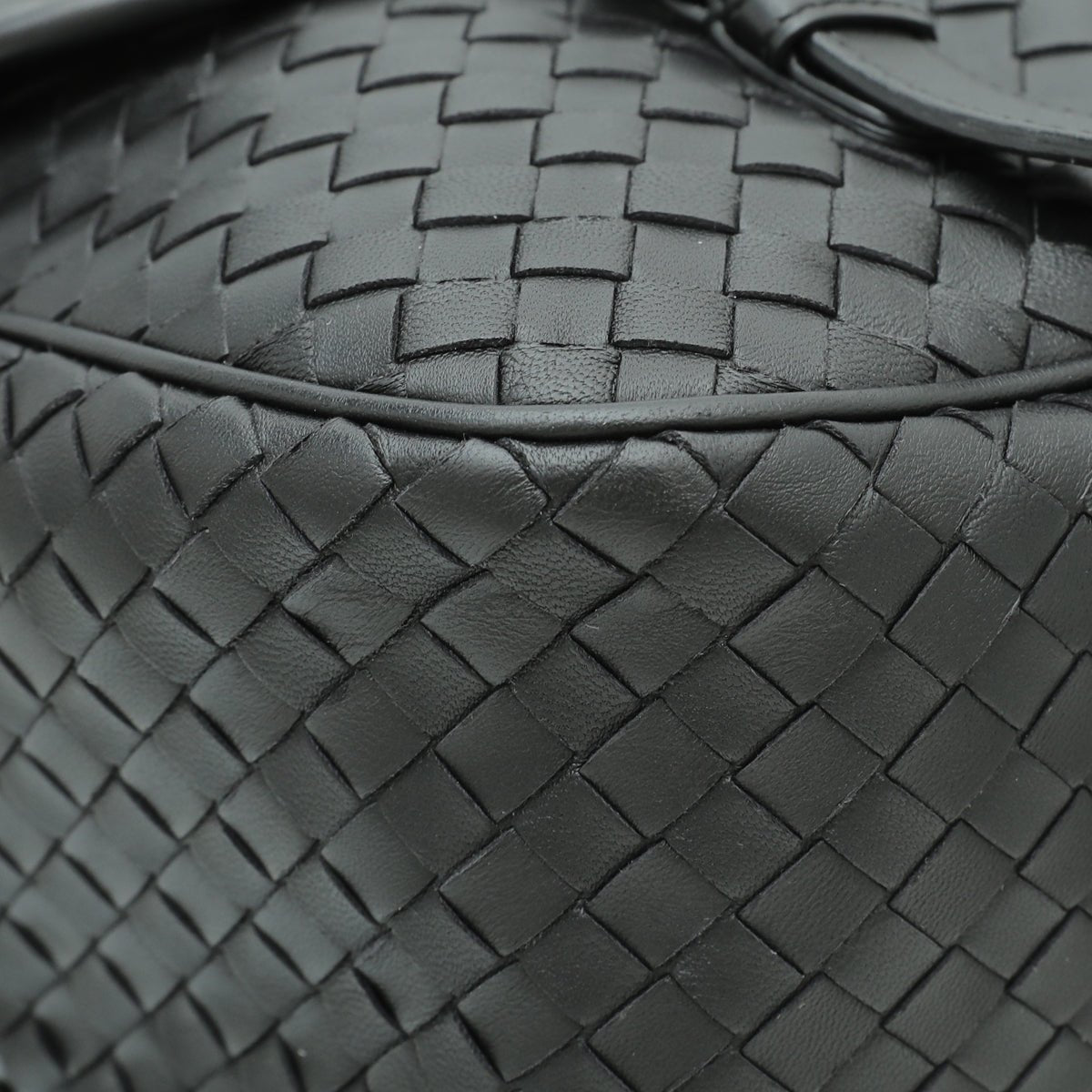 Bottega Veneta Black Intrecciato Nappa Messenger Bag