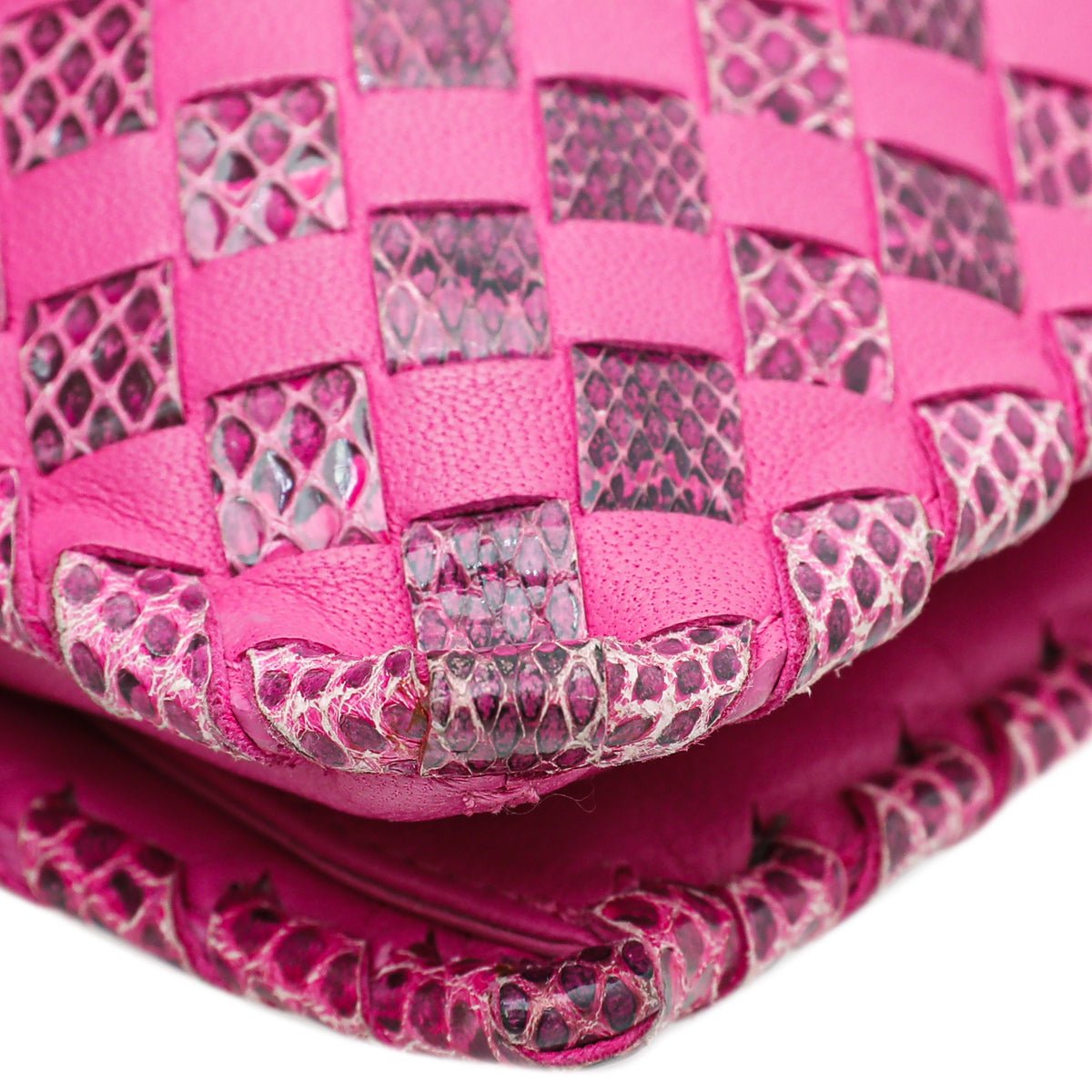 Bottega Veneta Fucsia Intrecciato Turnlock Clutch