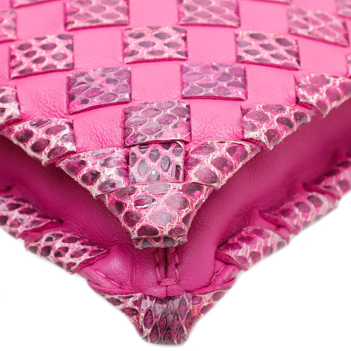 Bottega Veneta Fucsia Intrecciato Turnlock Clutch