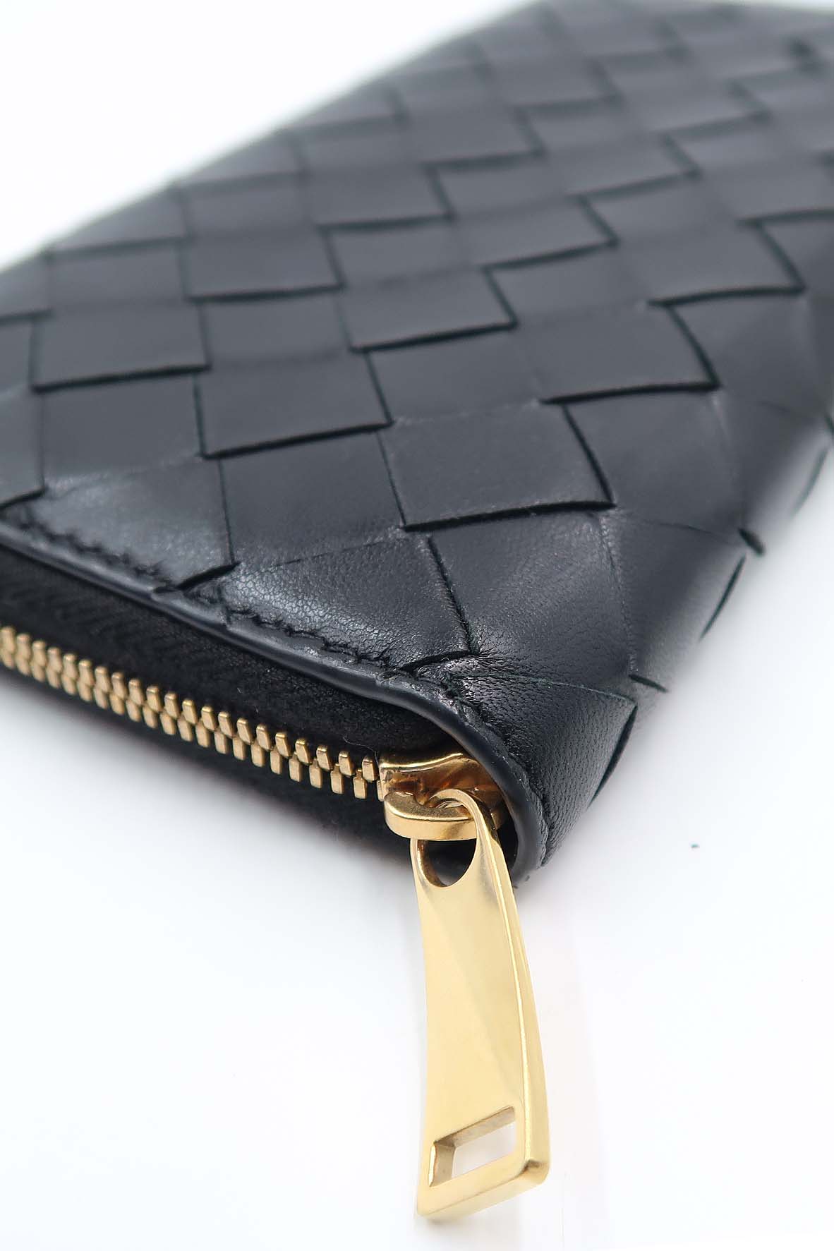 Intrecciato Weave Continental Wallet Black