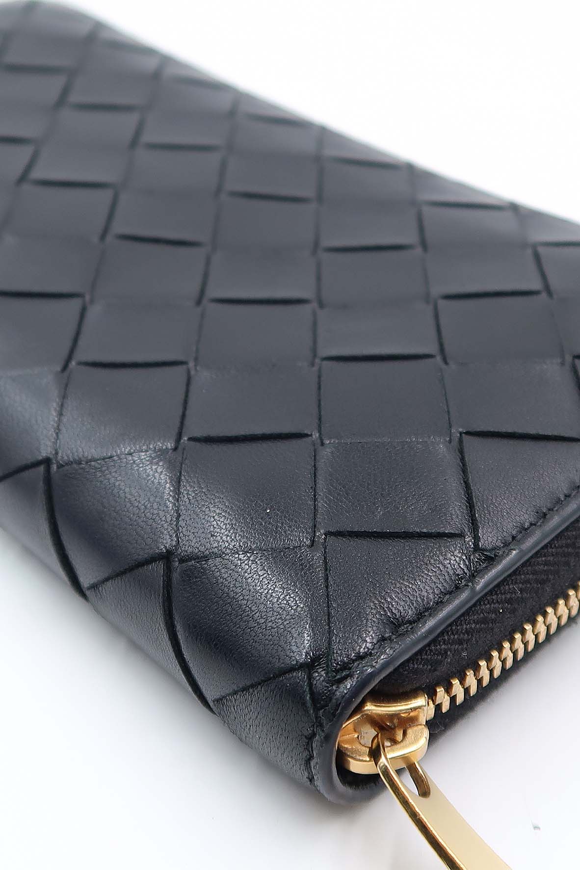 Intrecciato Weave Continental Wallet Black