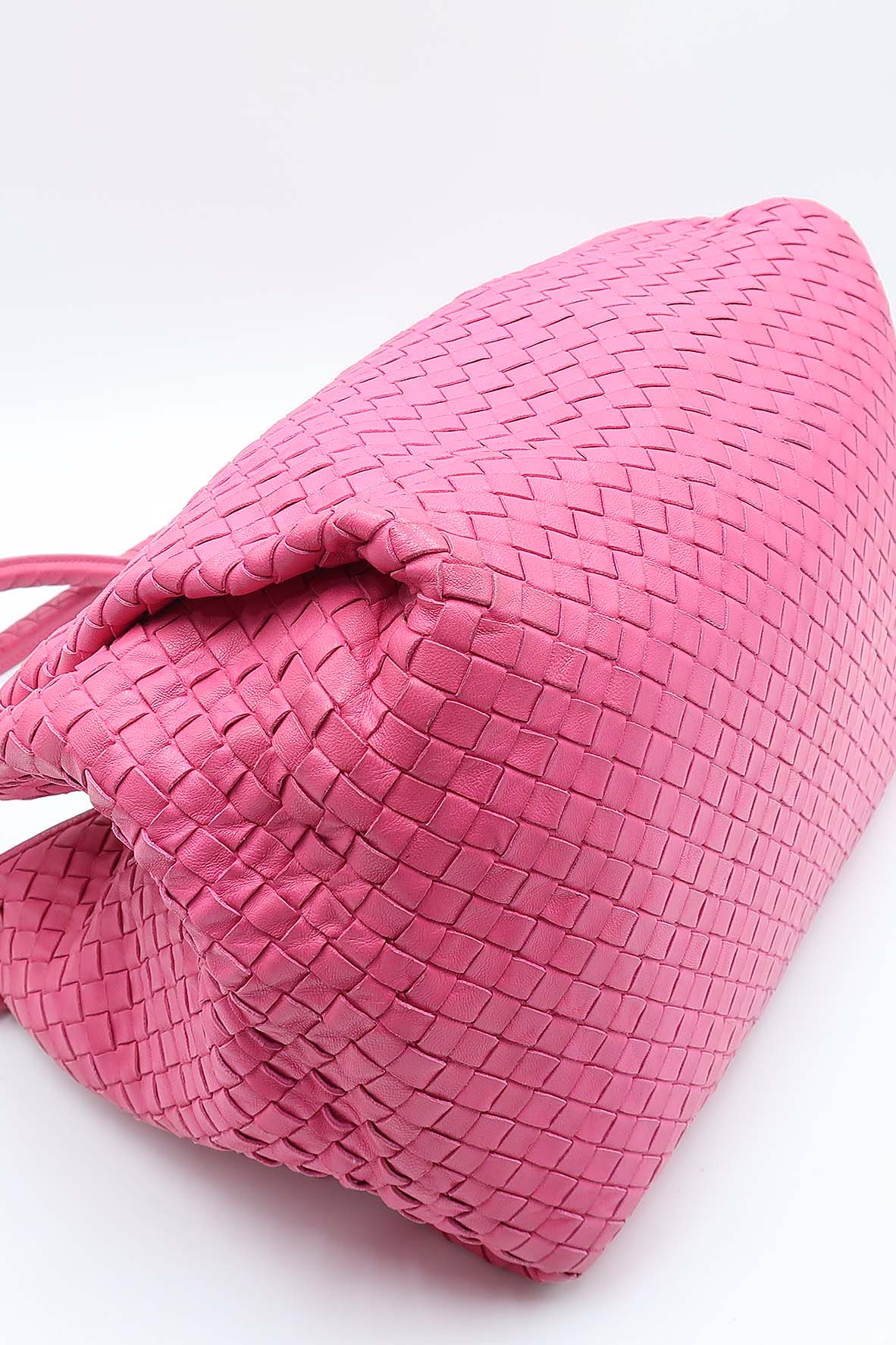 Medium Intrecciato Parachute Tote Pink