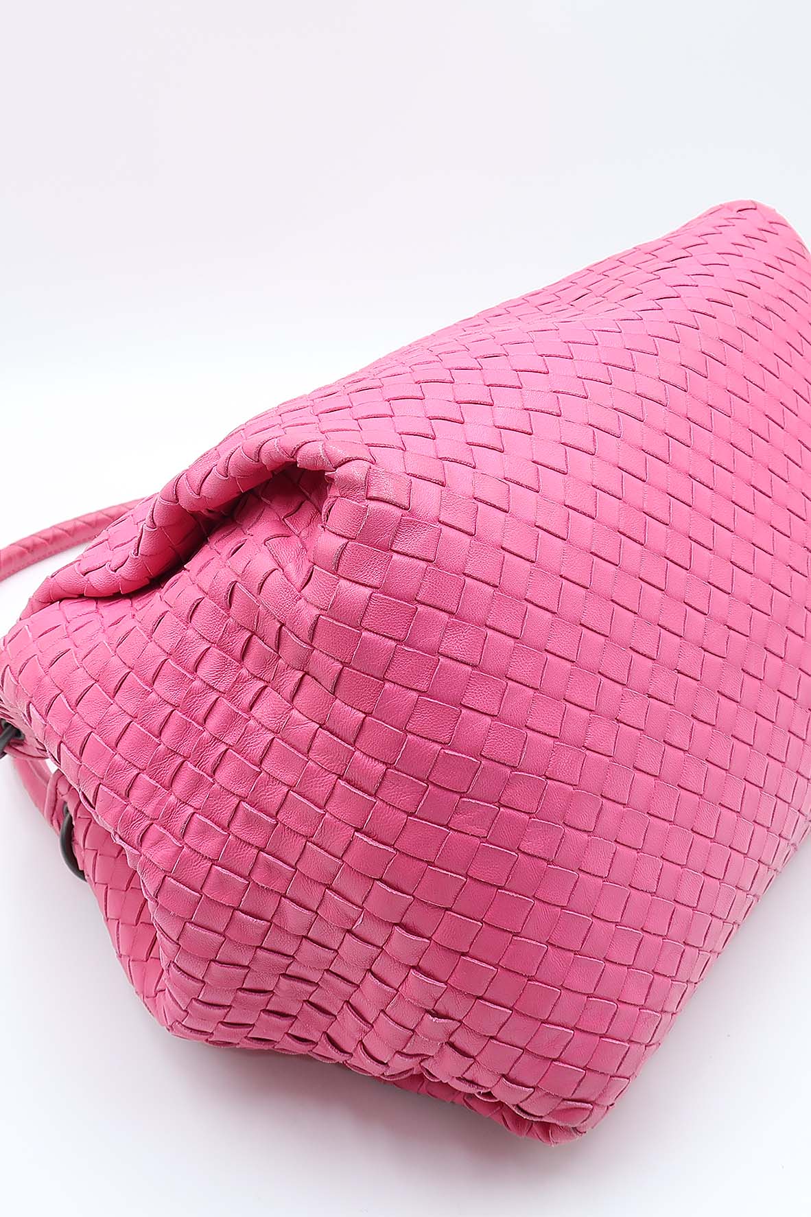 Medium Intrecciato Parachute Tote Pink