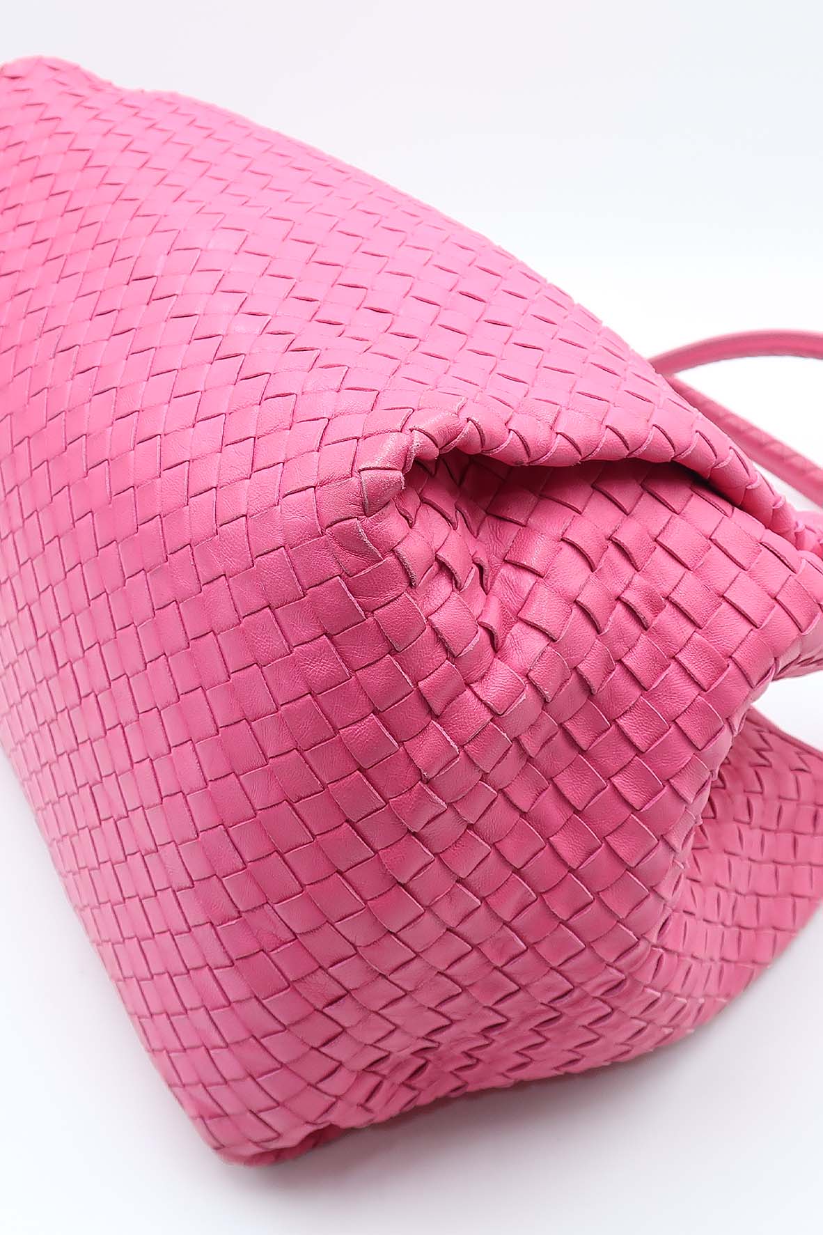 Medium Intrecciato Parachute Tote Pink