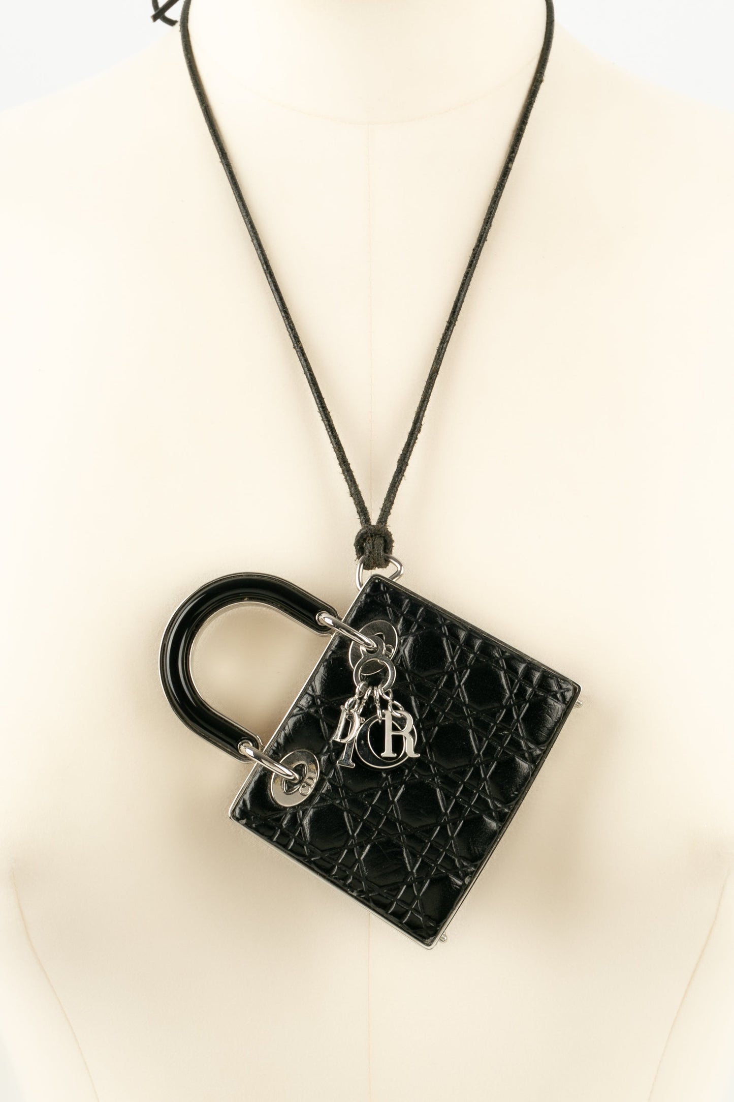 Accessoire bijou "Lady Dior" Christian Dior