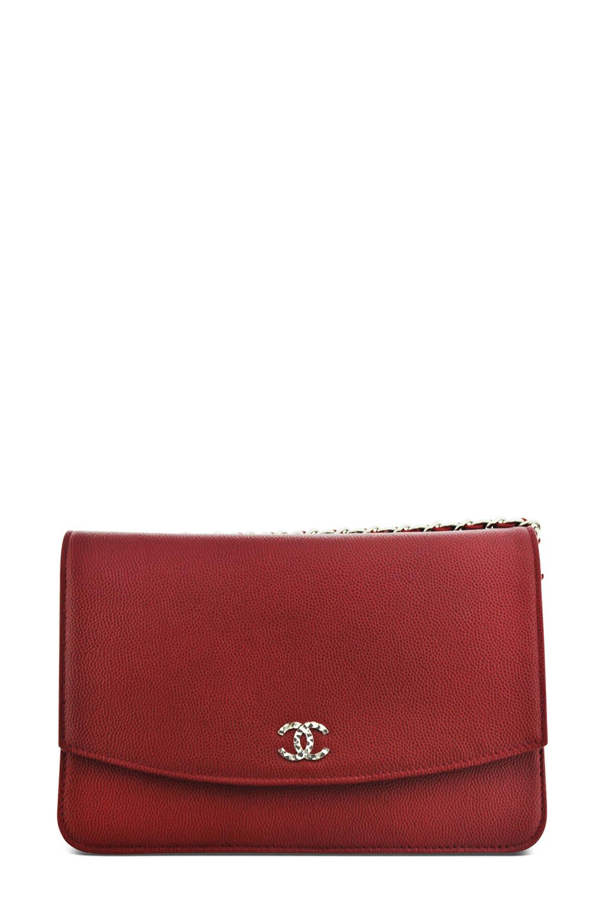 Caviar Classic Wallet on Chain Red with Silver Hardware