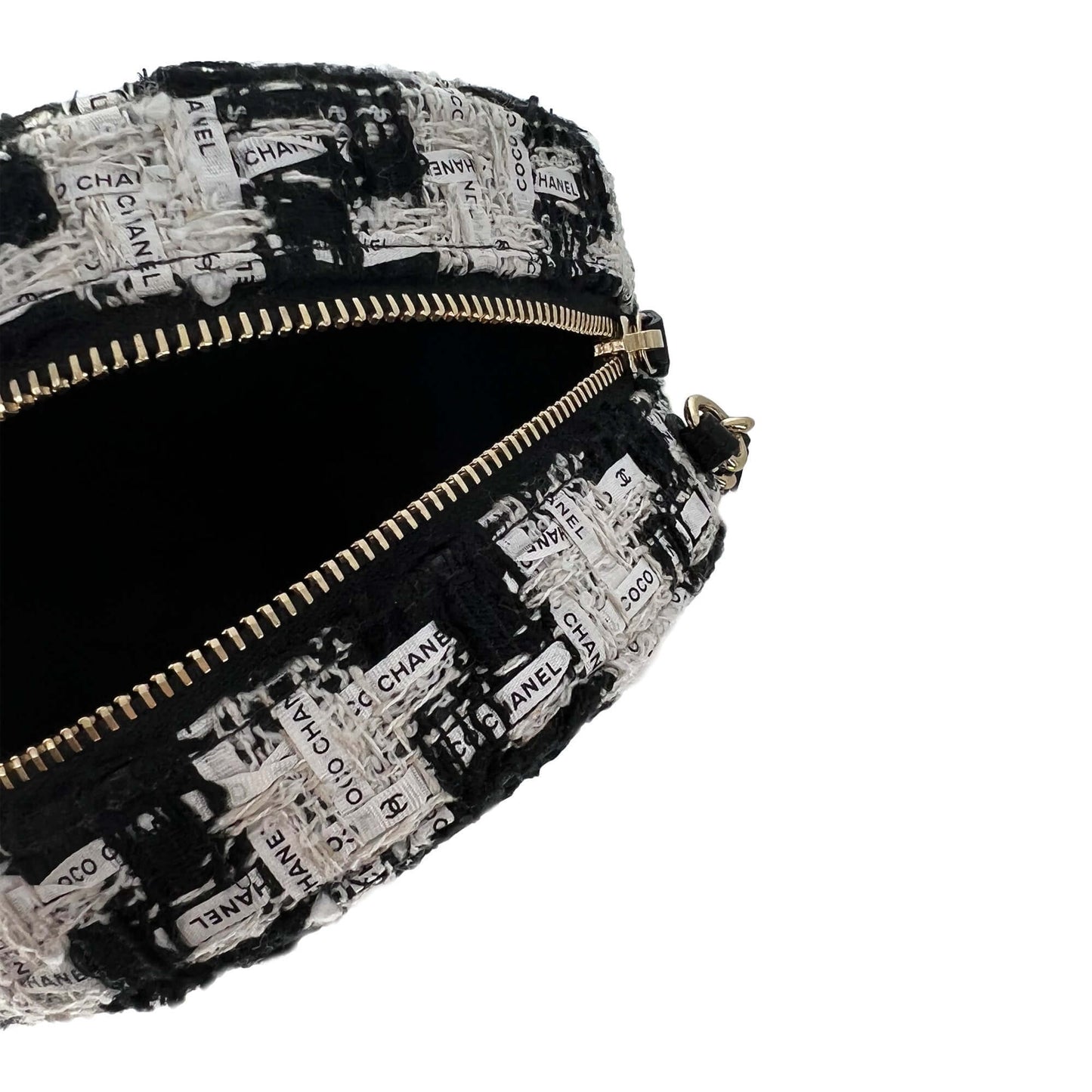 Chanel round as earth tweed crossbody bag