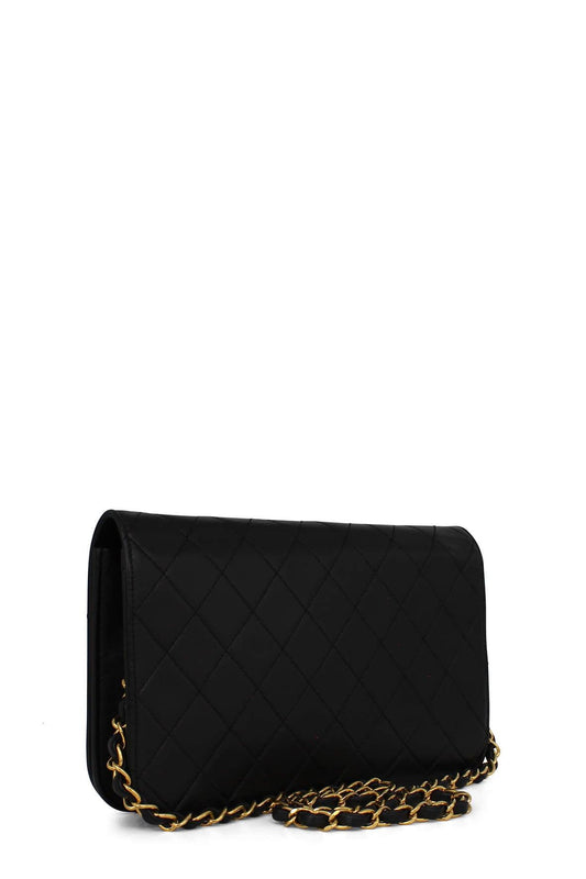 Vintage Quilted Lambskin Full Flap CC Black with Gold Hardware