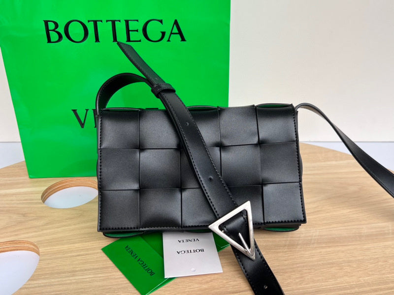 Luxury Bag - Bottega Veneta Bags - 2290