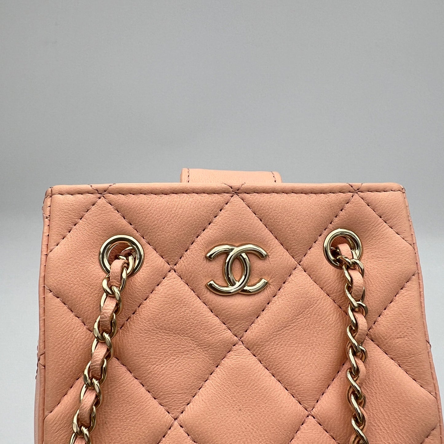 Quilted CC Mini Coral Crossbody Bag in Lambskin, Light Gold hardware