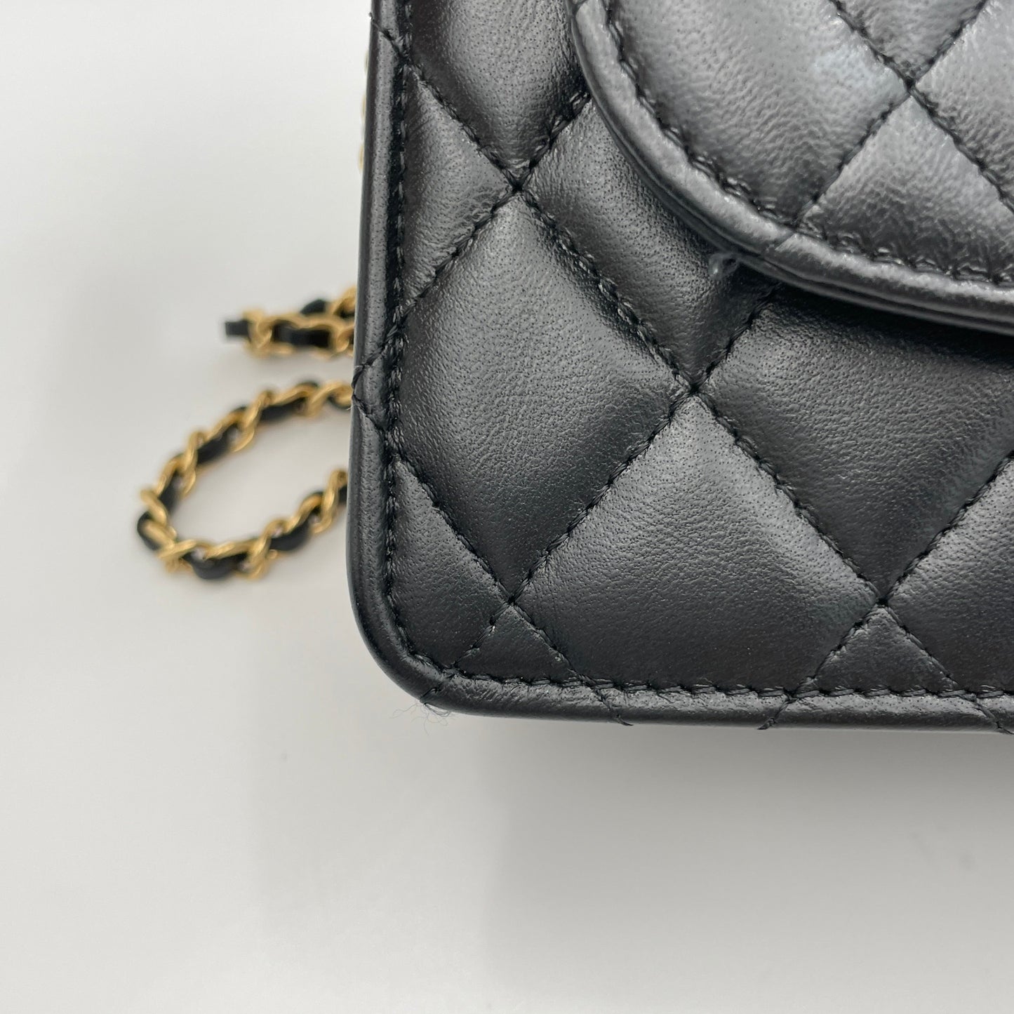 Quilted Flap Black Crossbody Bag in Lambskin, Gold hardware