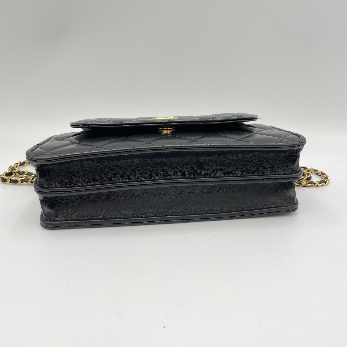 Quilted Flap Black Crossbody Bag in Lambskin, Gold hardware