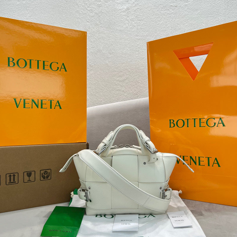 Luxury Bag - Bottega Veneta Bags - 2500