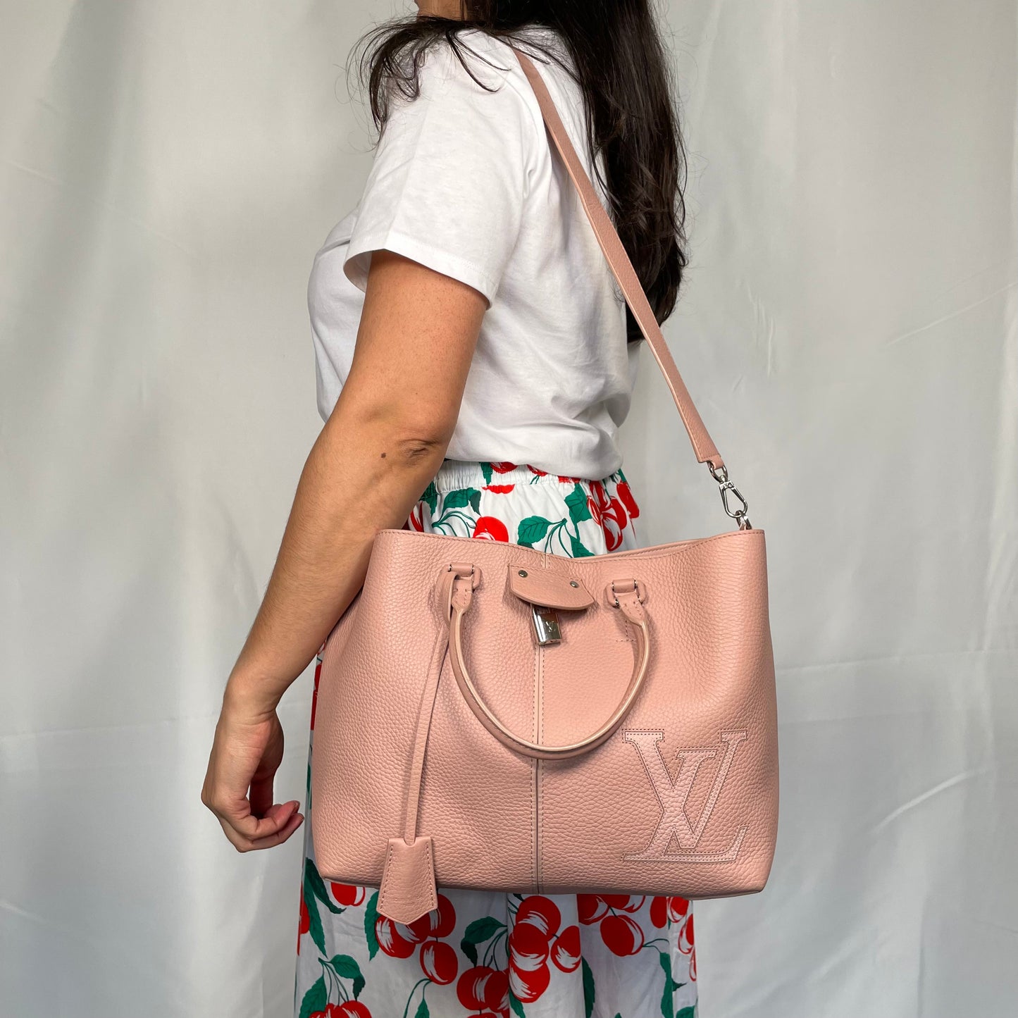 Louis Vuitton Pernelle Tote Taurillon Leather Magnolia Pink