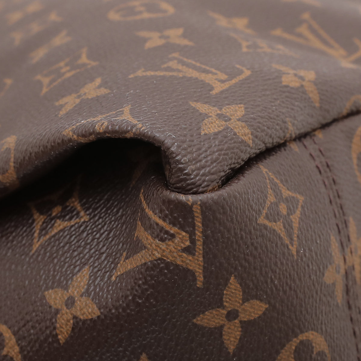 Louis Vuitton Monogram Artsy MM Bag