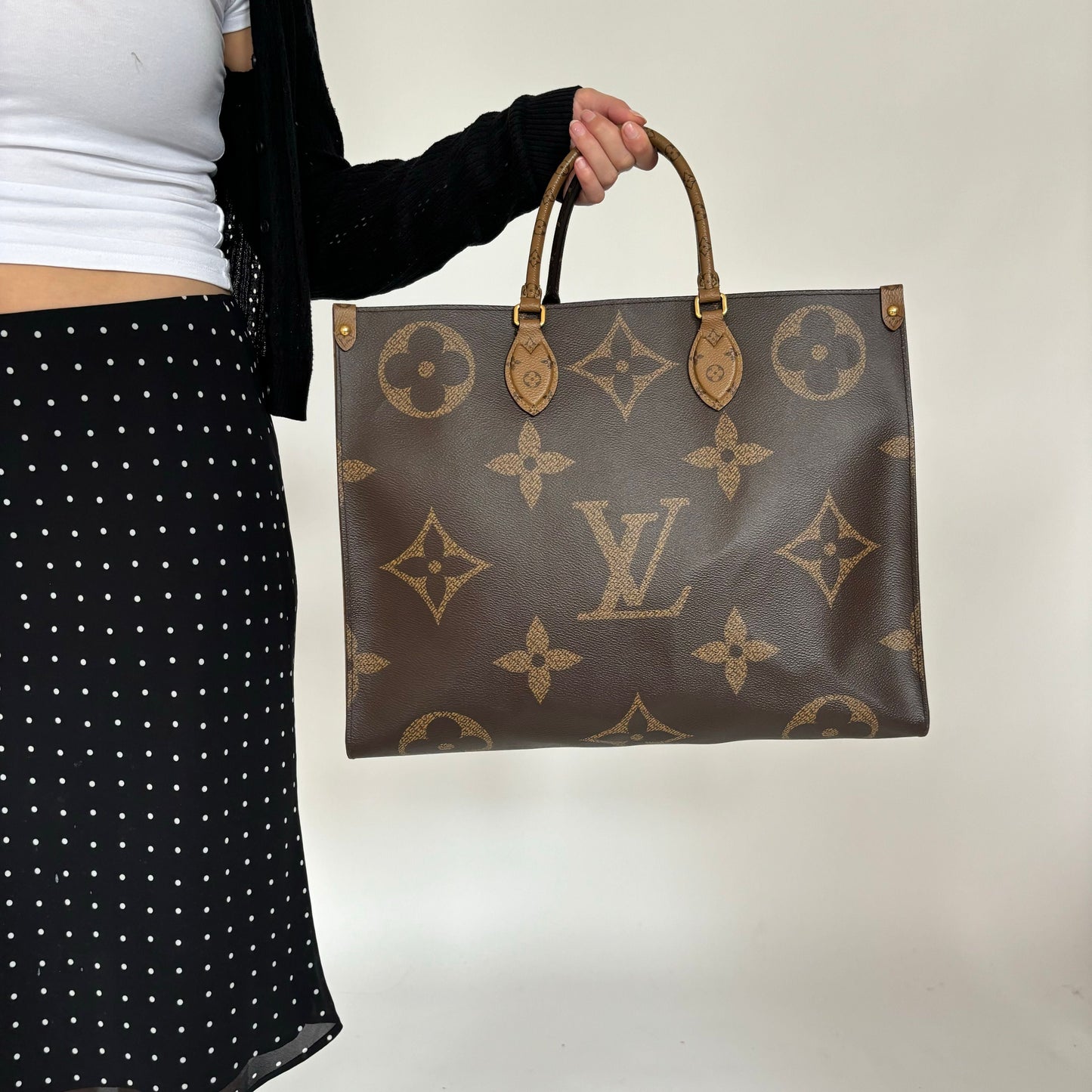 Louis Vuitton Giant Reverse Monogram OnTheGo GM DU5210 (2020)