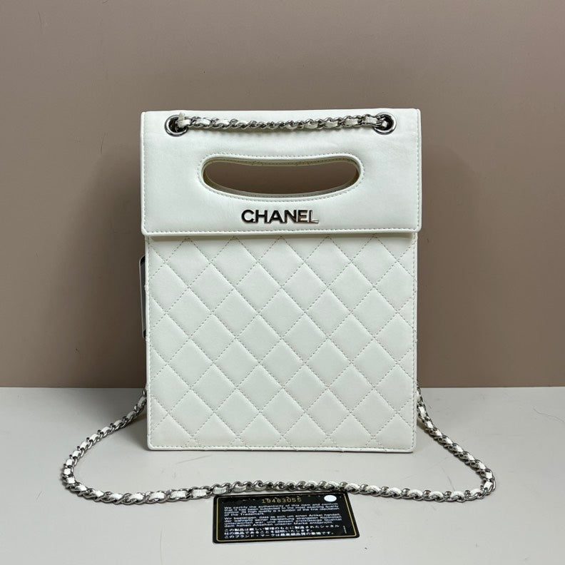 Chanel Lambskin White 2Way Chain Bag Medium Quilted Handbag