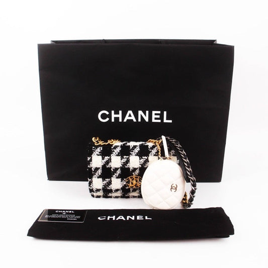 Chanel 19 WOC Bag Houndstooth Pattern with White Coin Pouch Full Set 2019 - Black/White