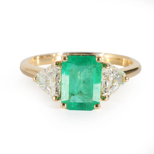 Three Stone Emerald Ring in 18K Yellow Gold 0.50 CTW